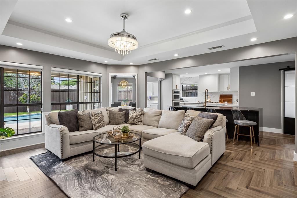 5833 Gallant Fox Lane