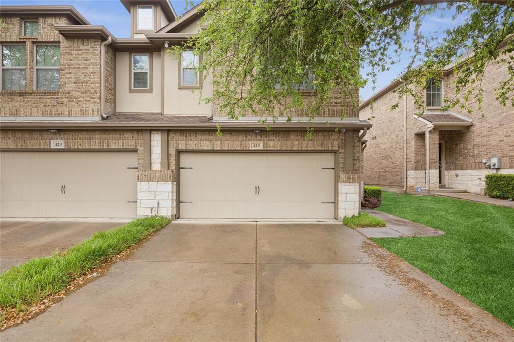 425 Metropolitan Drive