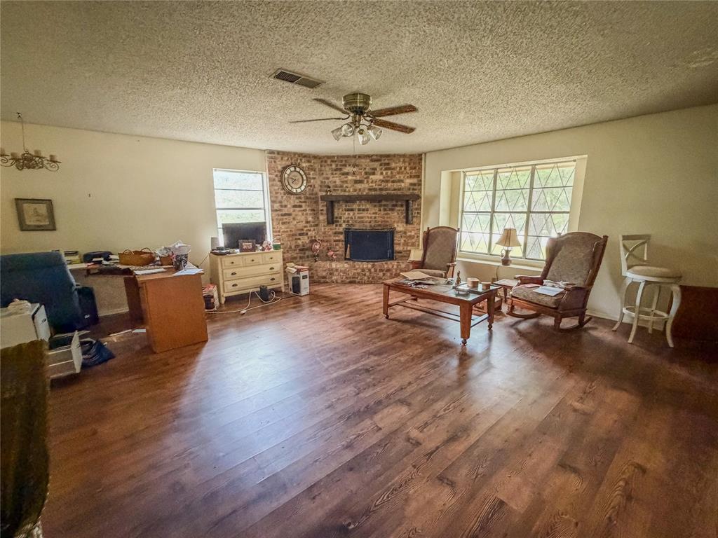 1411 N Business 287