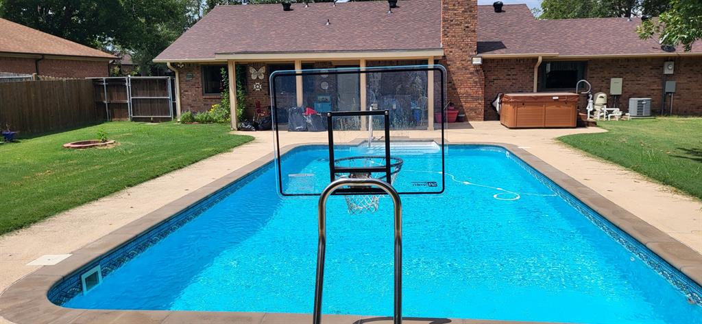 212 Marianne Circle