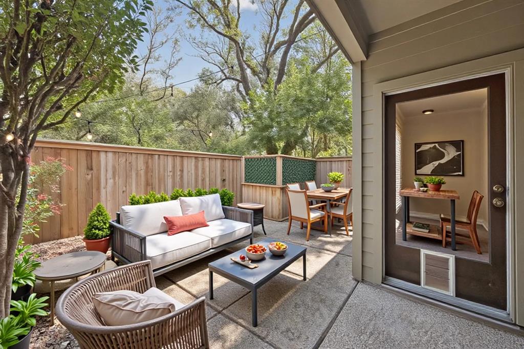 Town North Twnhs - Residential