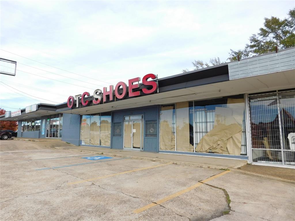 Ina Thompson Courts Sub - Commercial Lease