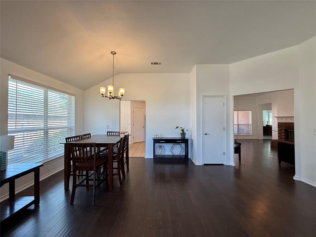 820 Heatherwood Drive