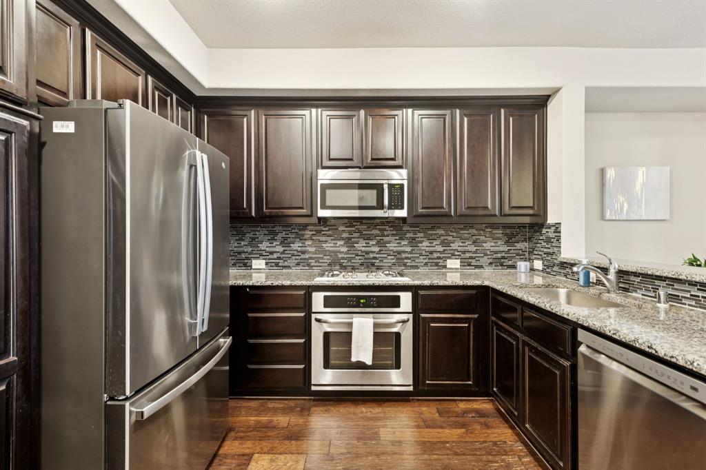 The Shops At Prestonwood Ph 1 - Residential