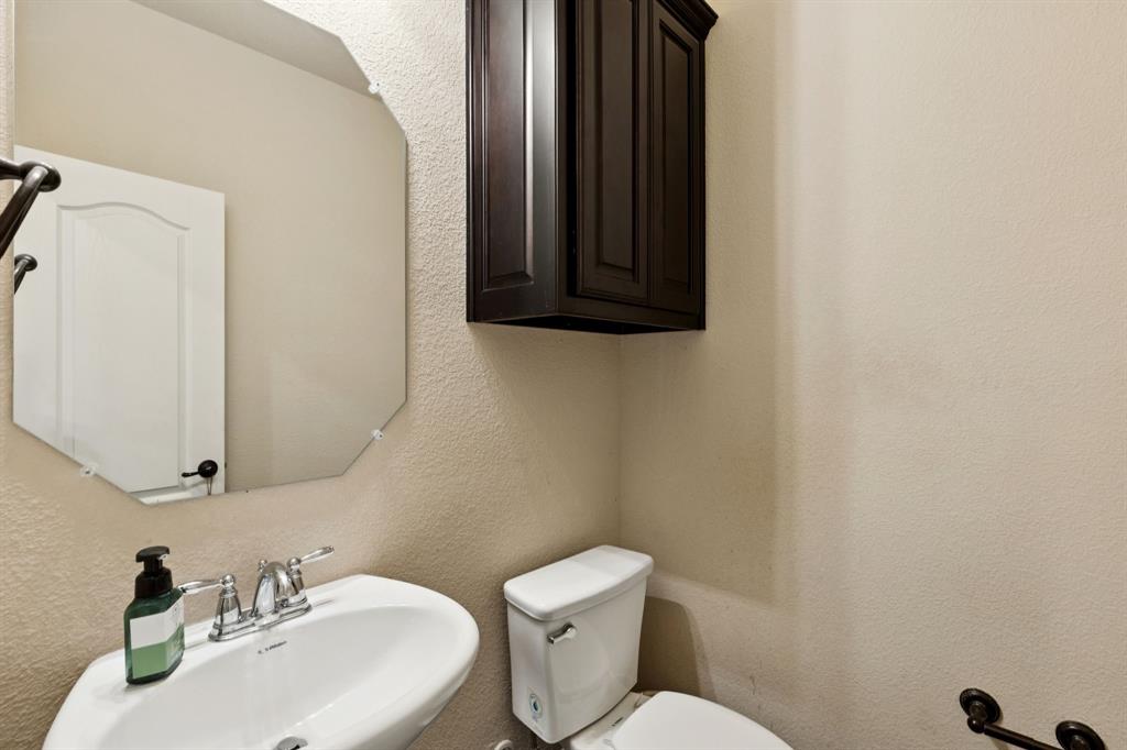 The Shops At Prestonwood Ph 1 - Residential