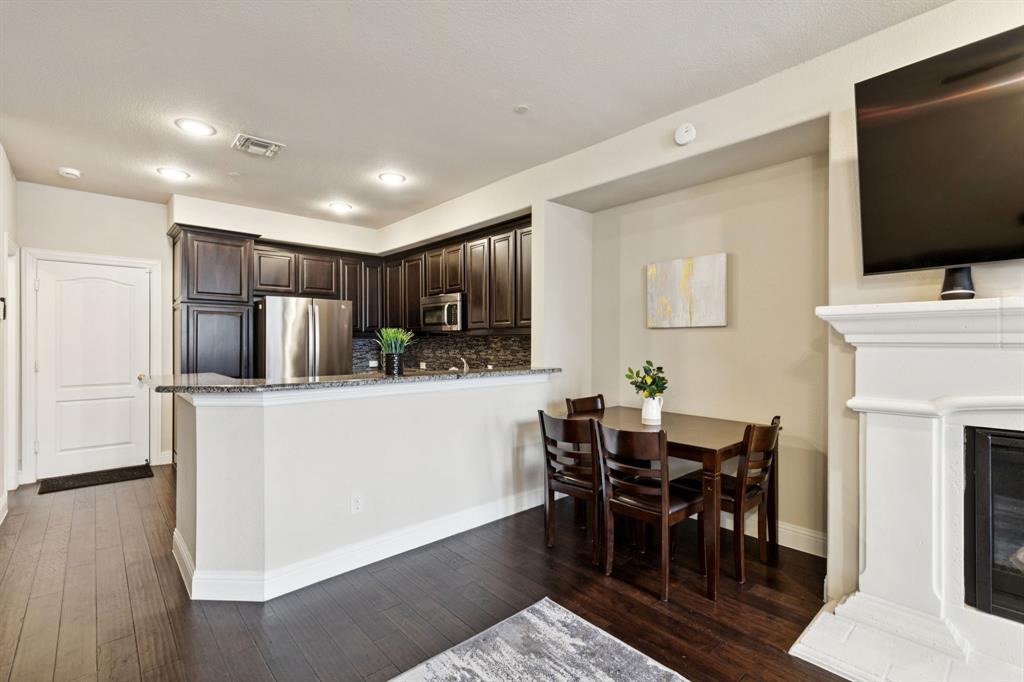 The Shops At Prestonwood Ph 1 - Residential