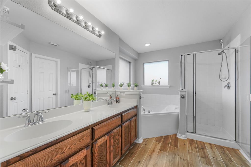 Southview Village Ph One - Residential