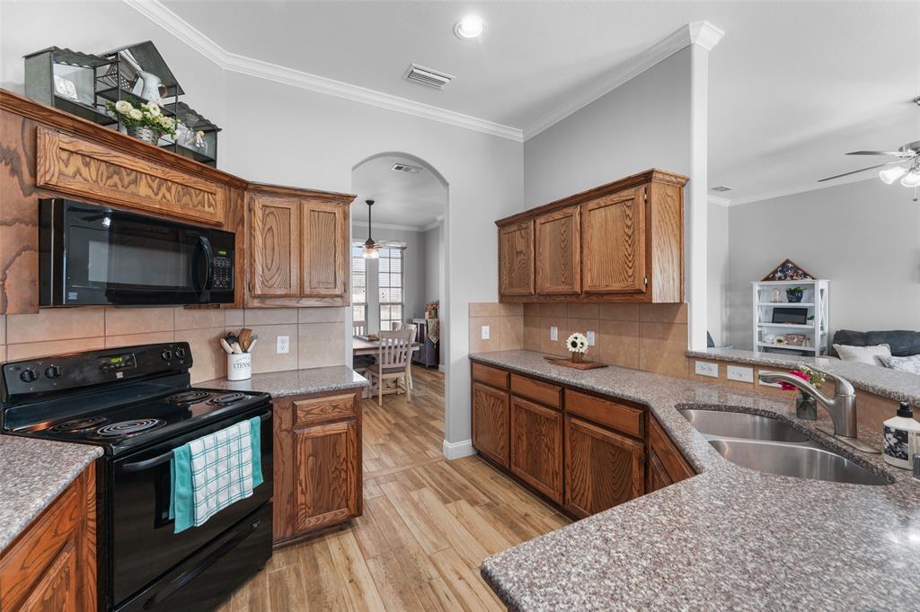 Southview Village Ph One - Residential