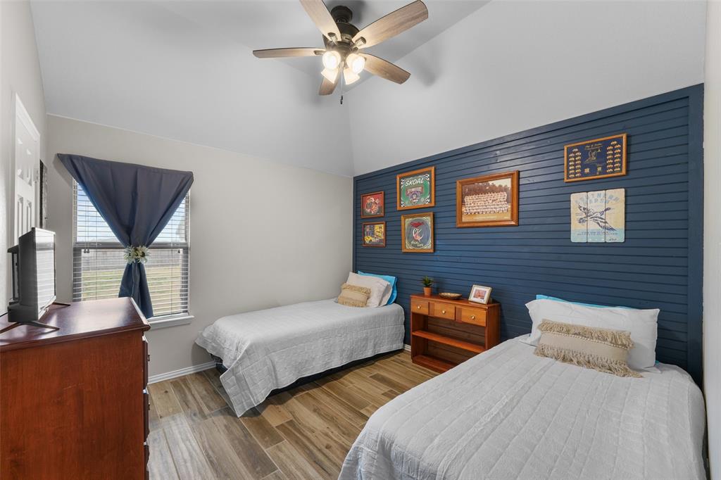 Southview Village Ph One - Residential