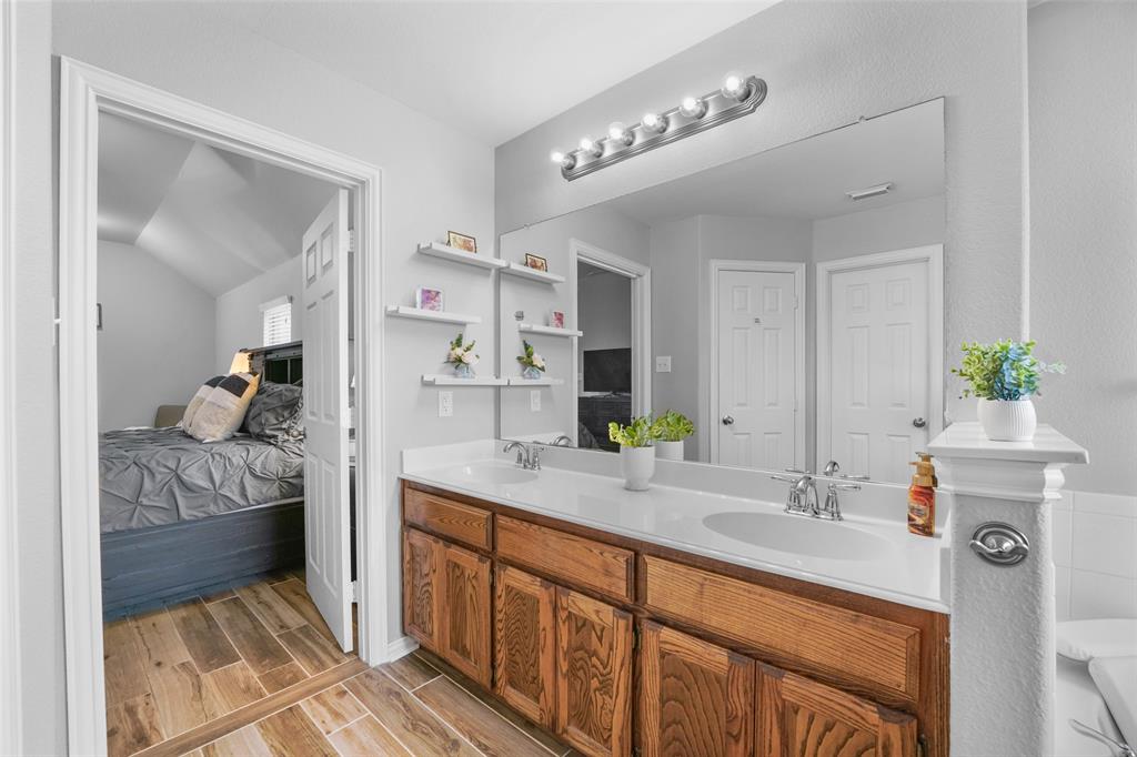 Southview Village Ph One - Residential