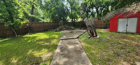 A home in Mexia