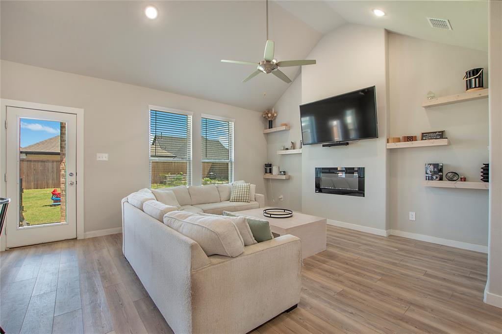 Lakepointe Ph IB - Residential