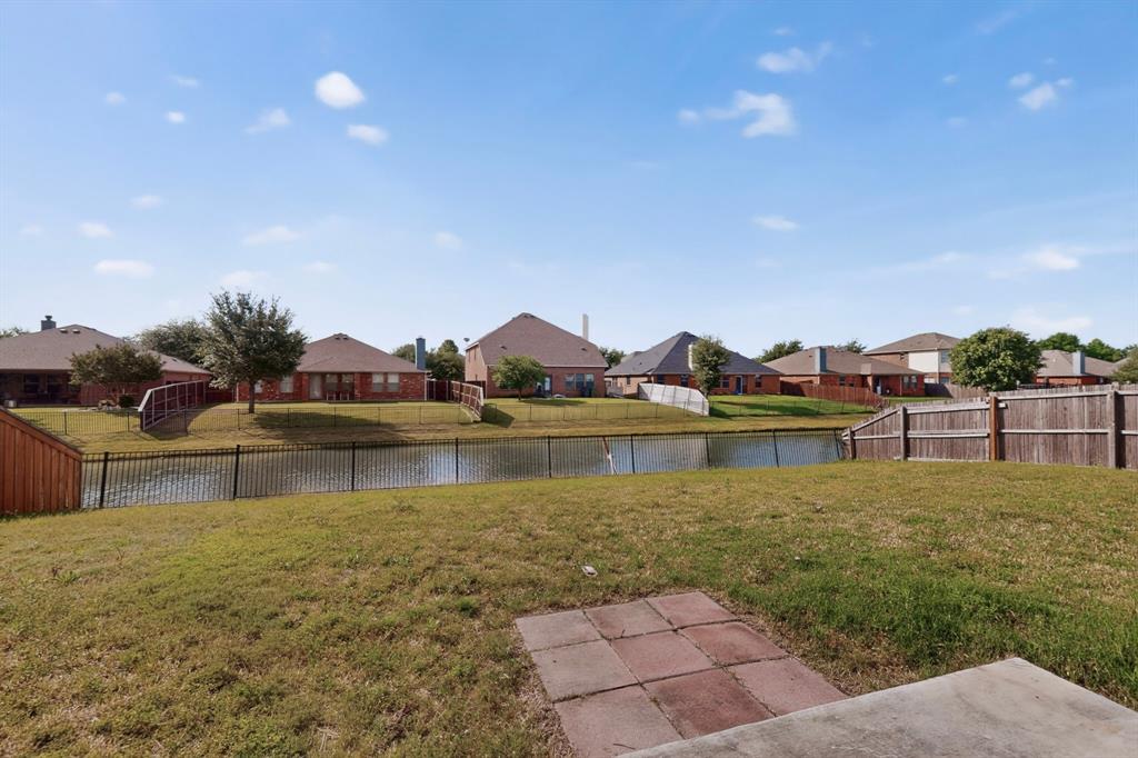 5651 Lincolnwood Drive