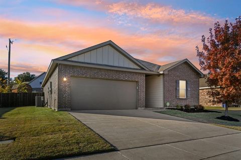 A home in Crowley