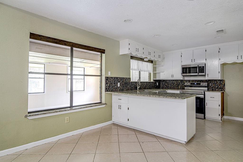 Lincoln Park - Residential