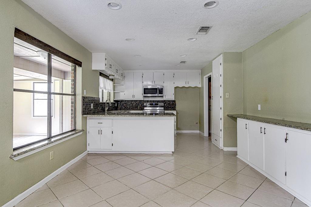 Lincoln Park - Residential