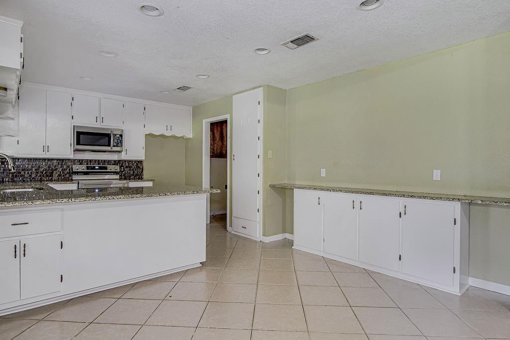 Lincoln Park - Residential