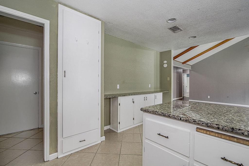 Lincoln Park - Residential