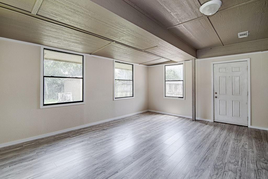 Lincoln Park - Residential