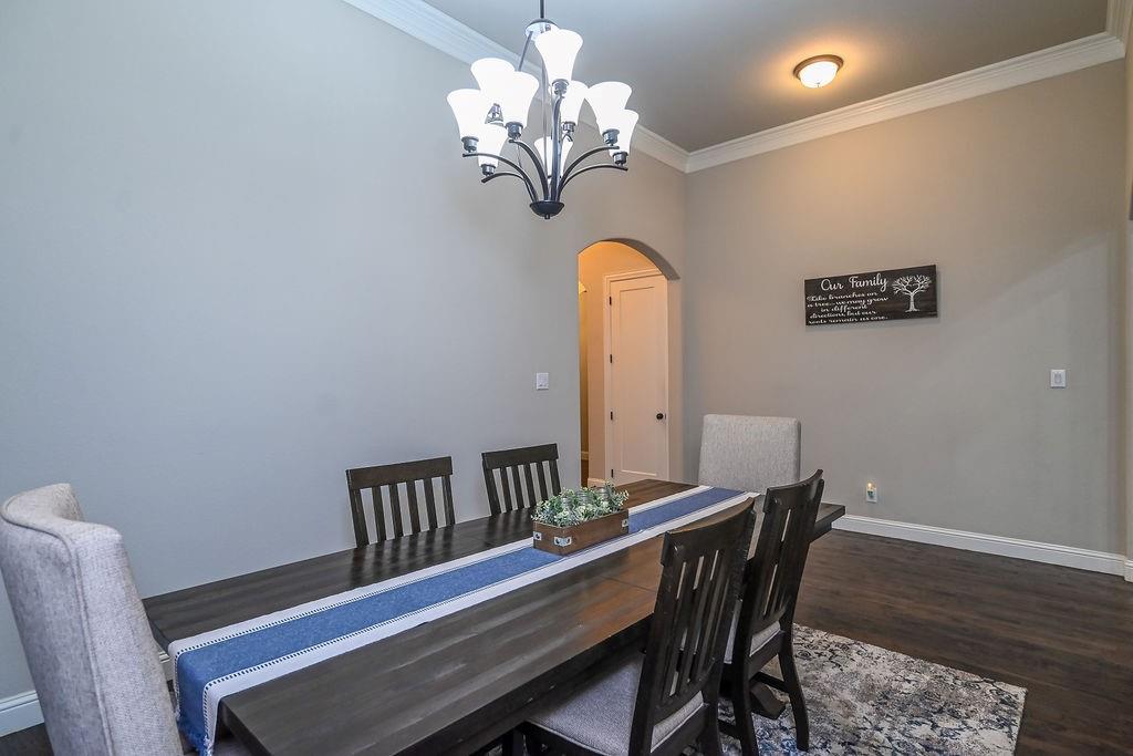 213 Ridgewood Drive