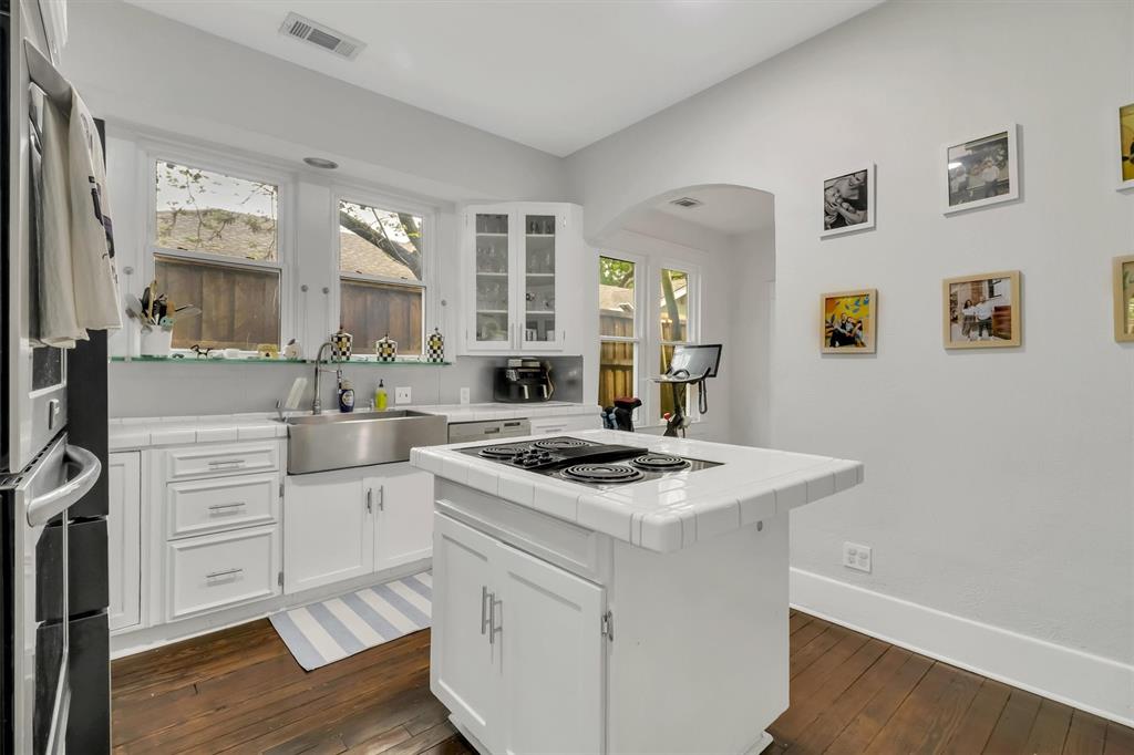 Winnetka Heights - Residential