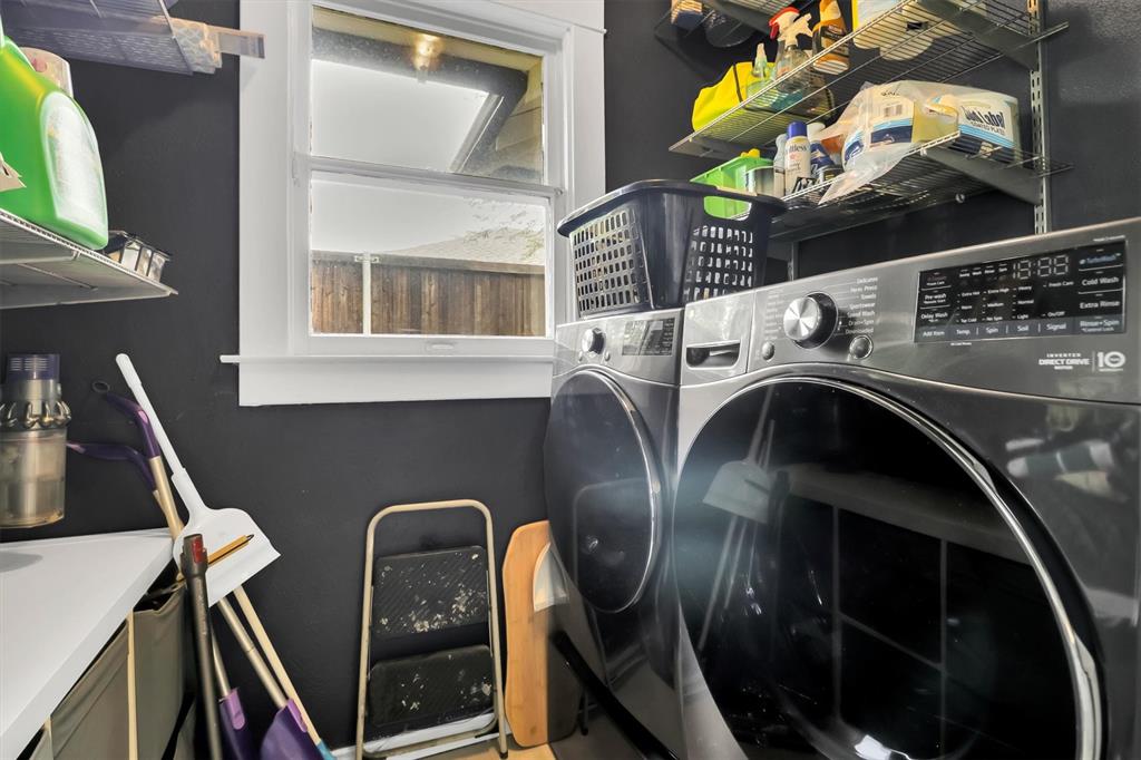 Winnetka Heights - Residential