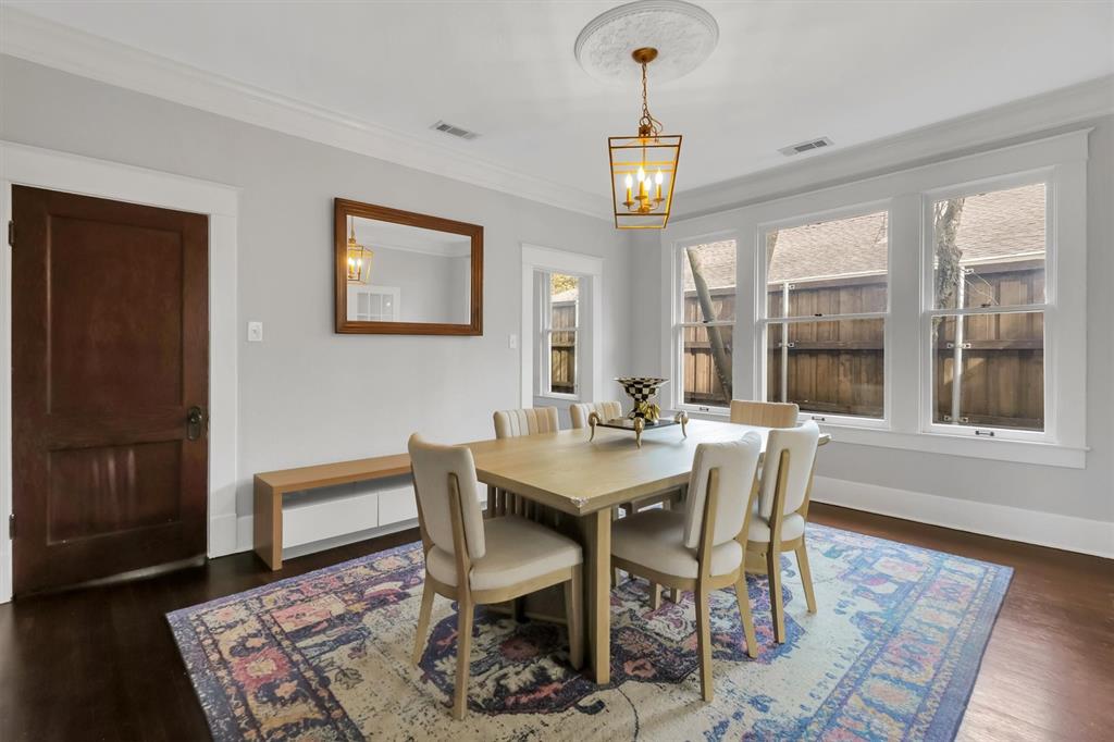 Winnetka Heights - Residential