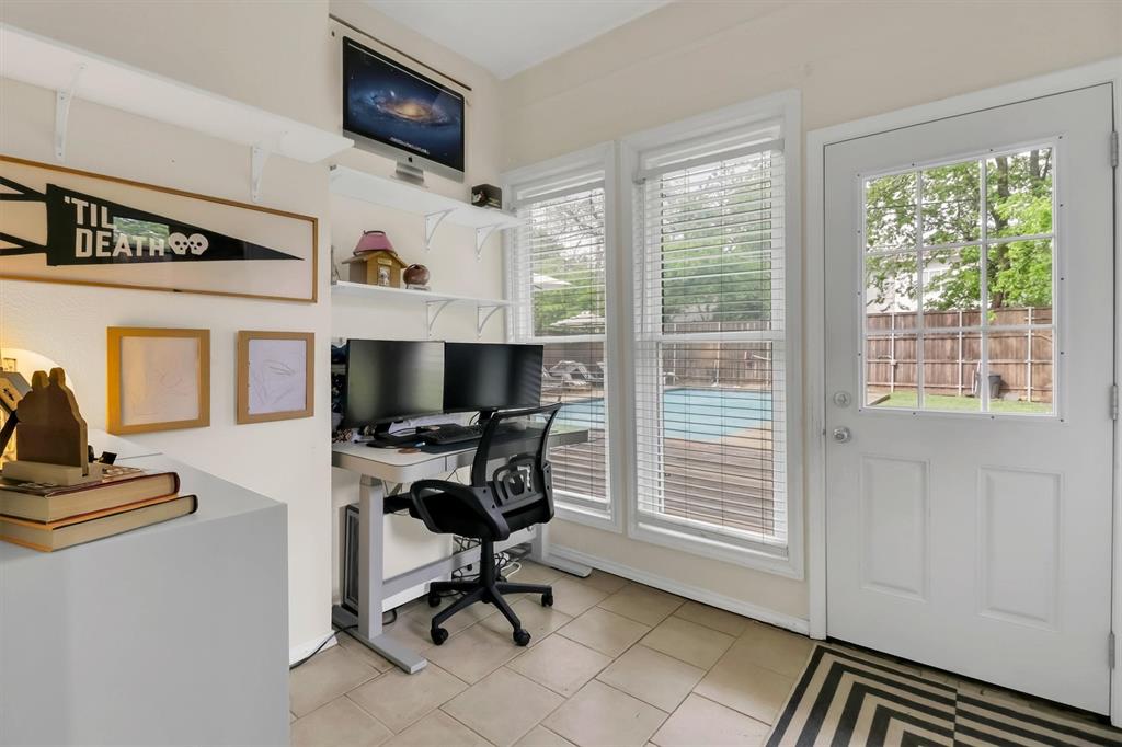 Winnetka Heights - Residential