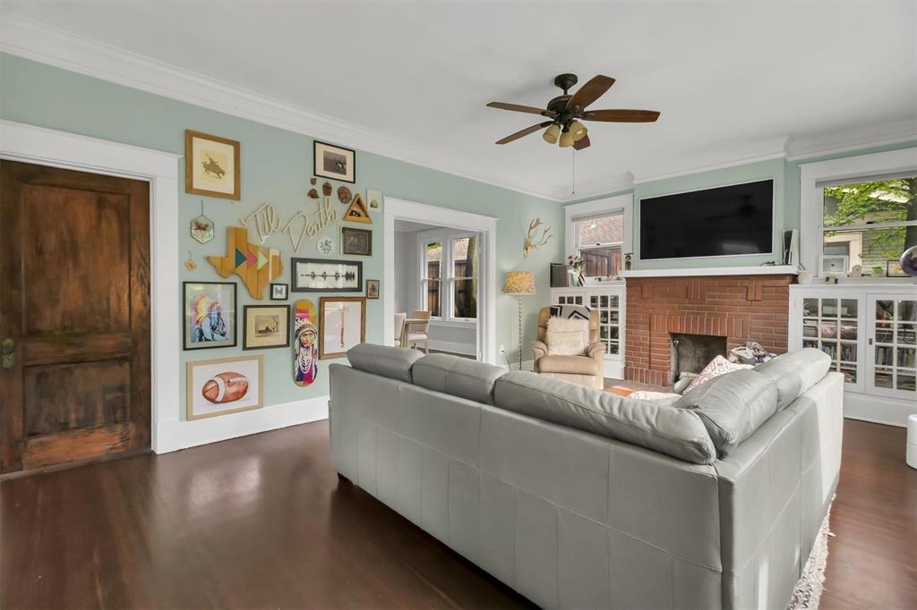 307 N Edgefield Avenue