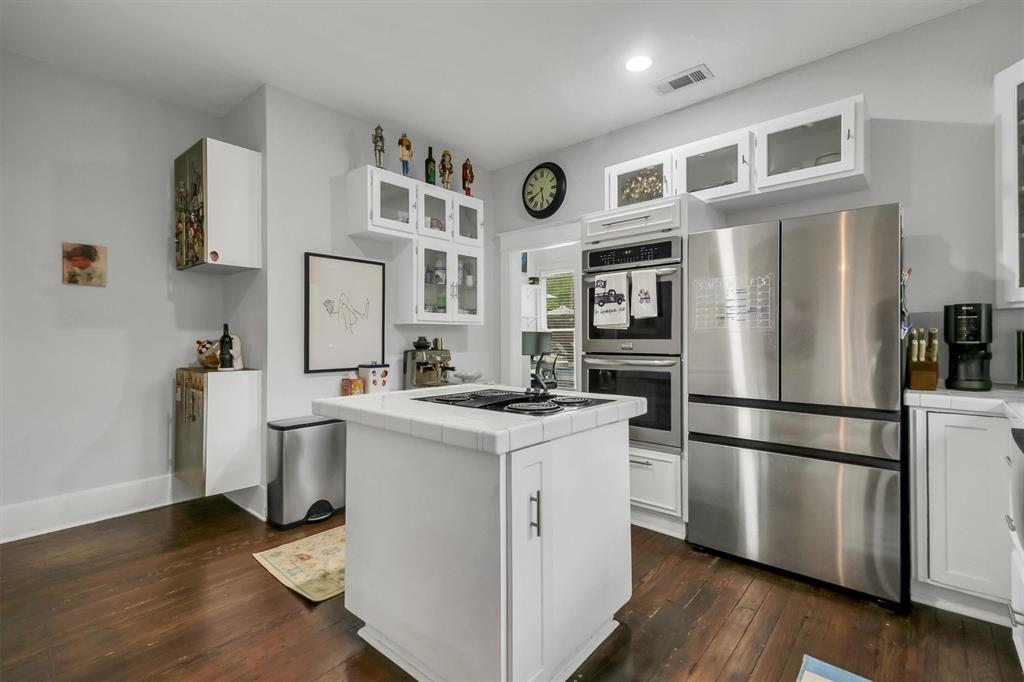 Winnetka Heights - Residential