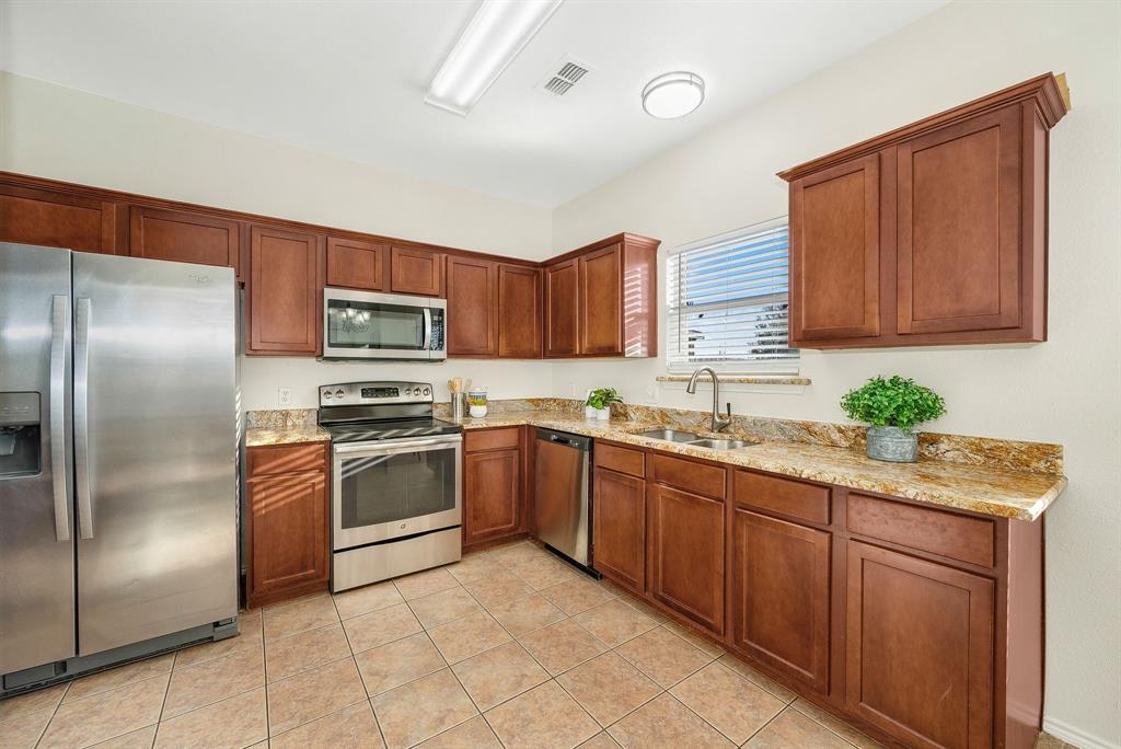 Lakes Of River Trails South - Residential