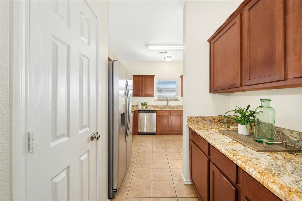 Lakes Of River Trails South - Residential