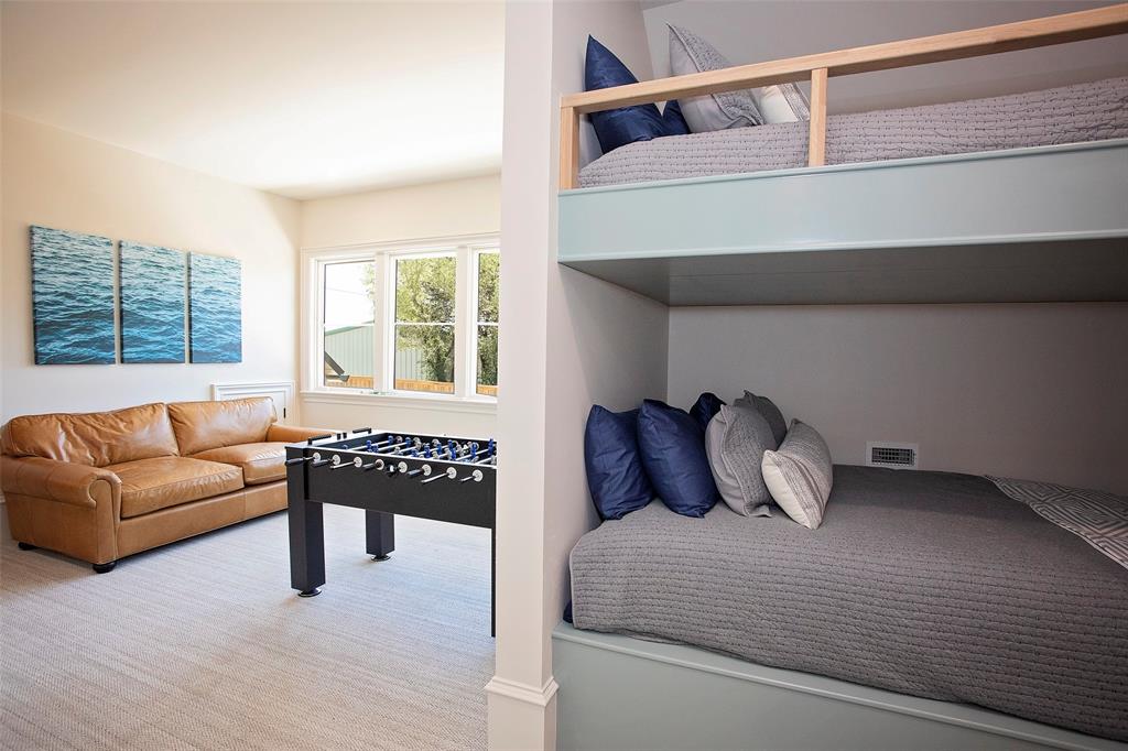 Gaines Bend - Residential