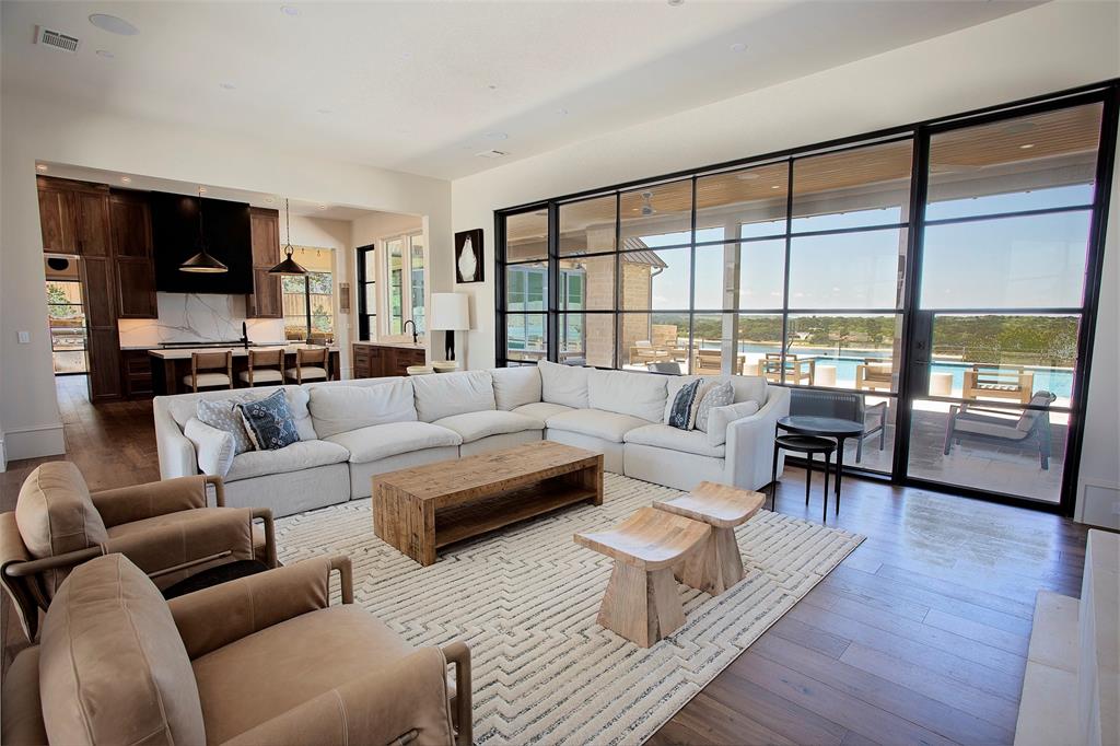 Gaines Bend - Residential