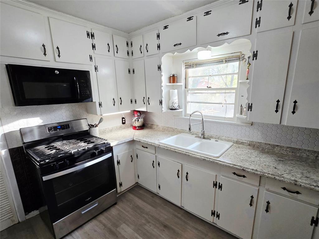 Jenkins L R Add - Residential