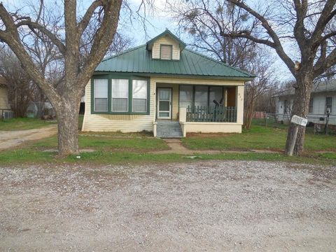 910 Sinclair Street Ranger TX 76470
