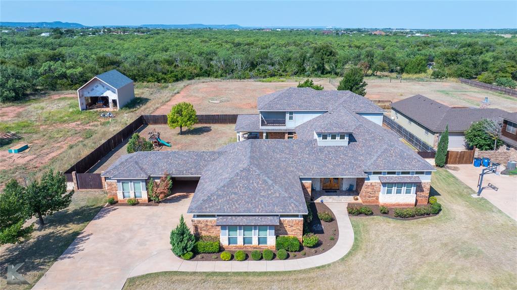 302 Southwind Circle
