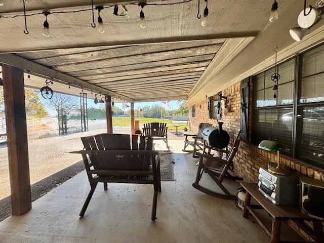 MJ HENSHAW - Residential