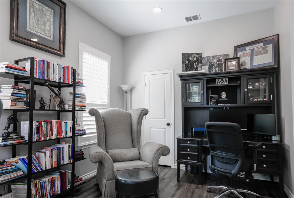 4804 Spicewood Lane