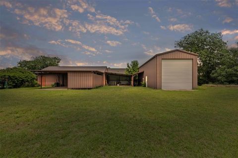 201 East Road Granbury TX 76049