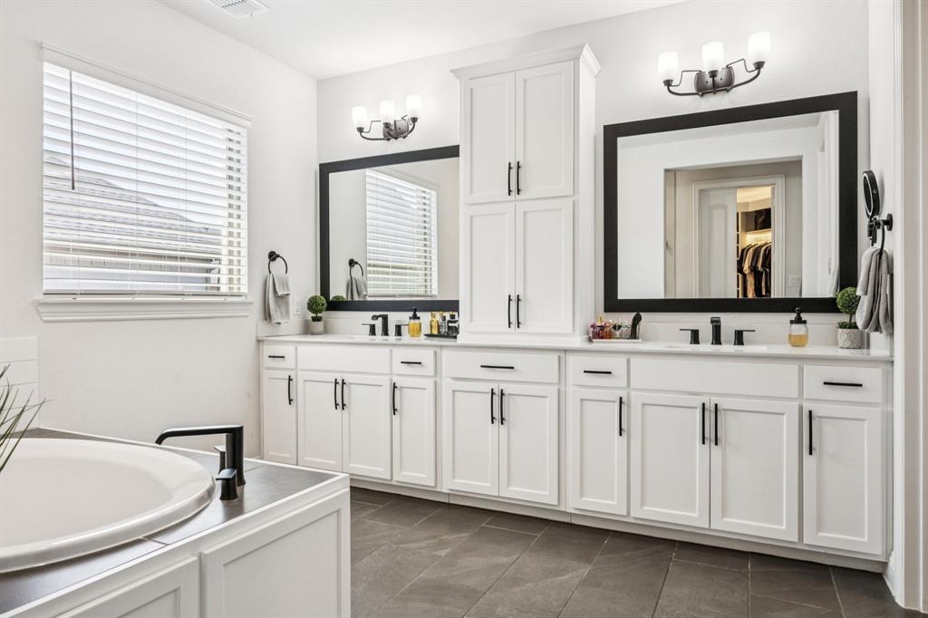 Saddle Star Estates - Residential