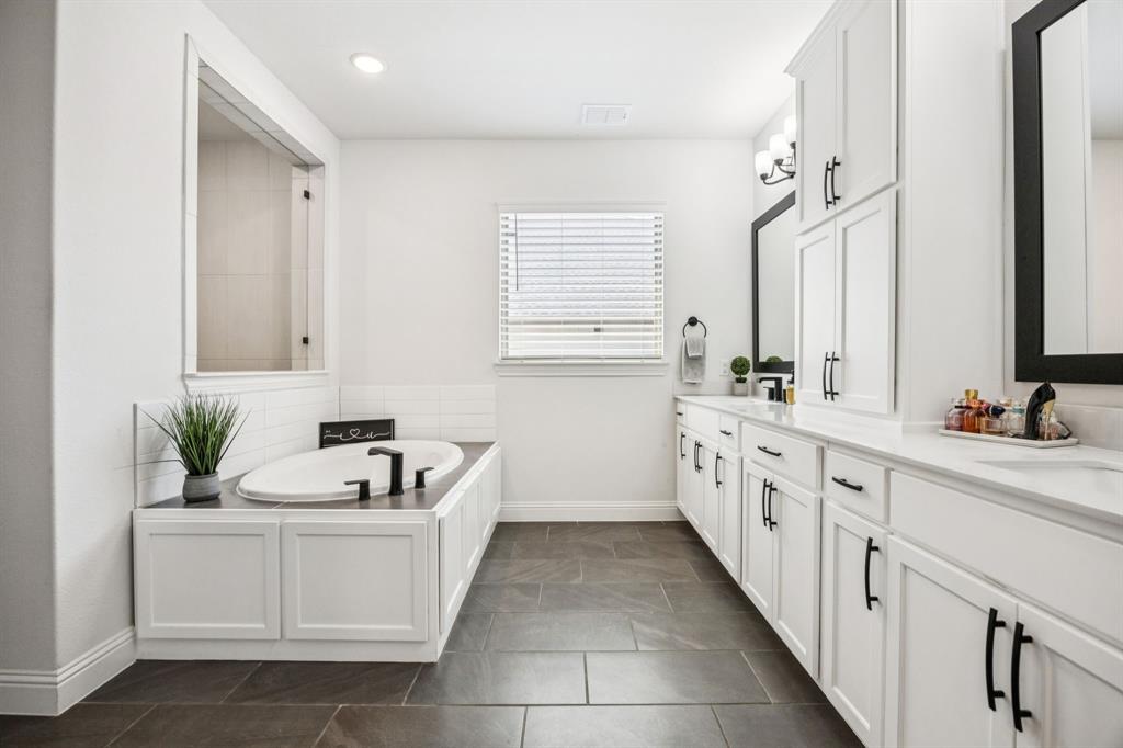 Saddle Star Estates - Residential