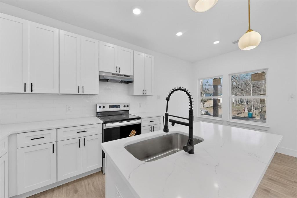 616 E Shepherd Street