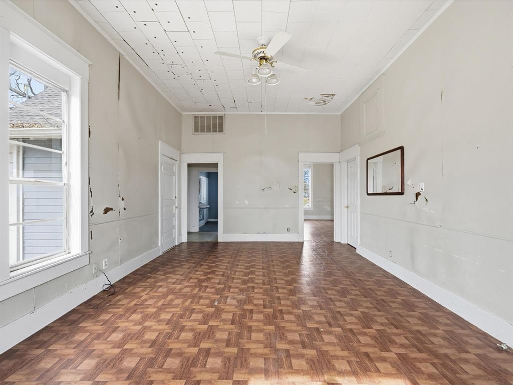 O T Ennis - Residential