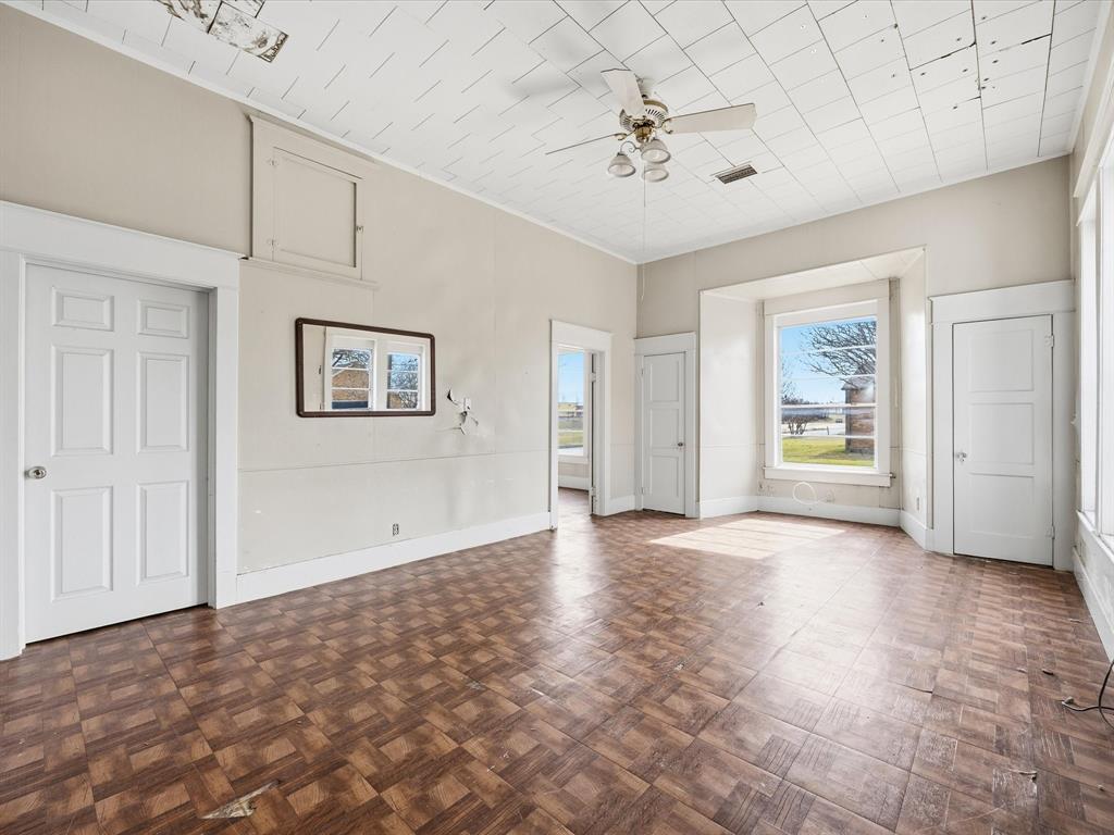 O T Ennis - Residential