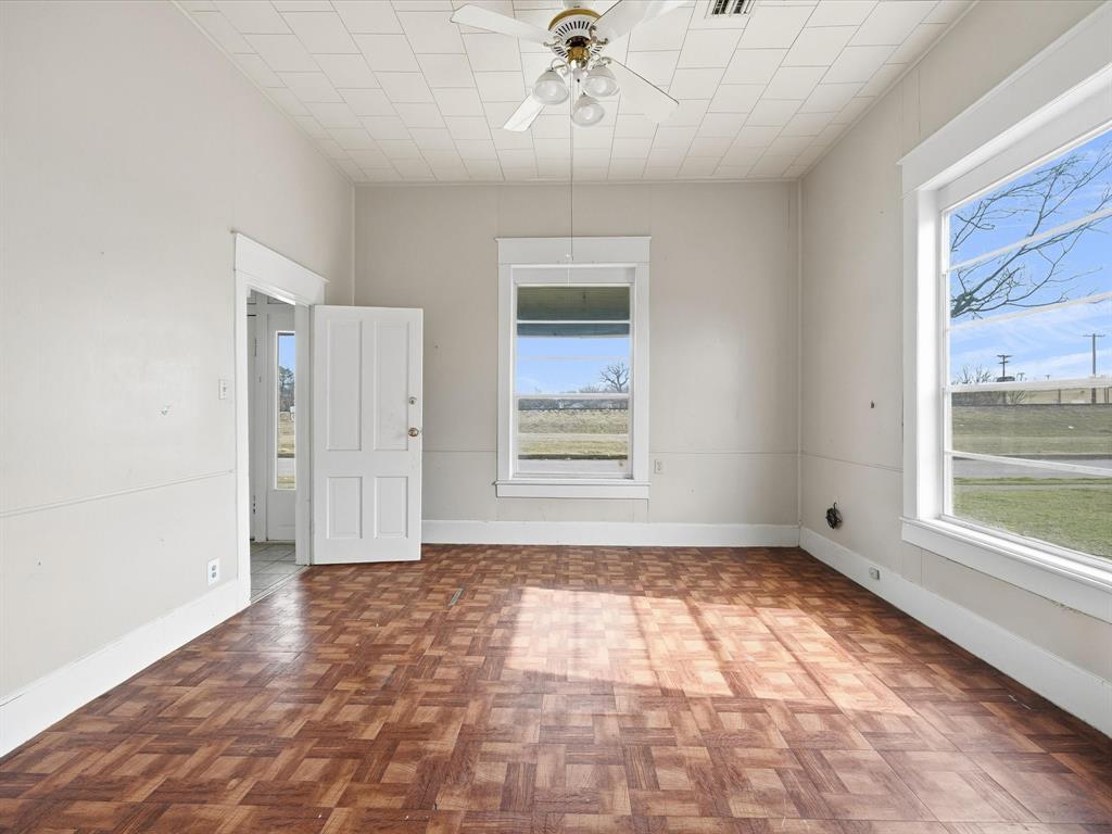 O T Ennis - Residential