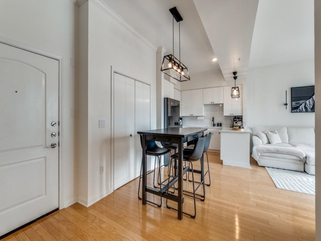 3225 Turtle Creek Boulevard 1235