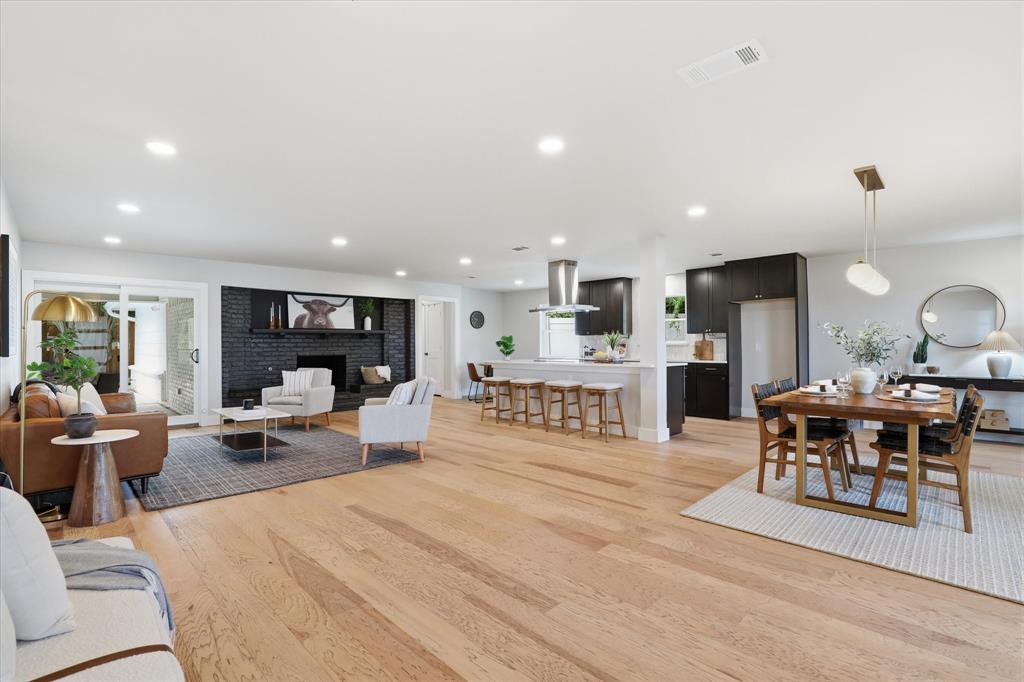 1325 Melrose Drive
