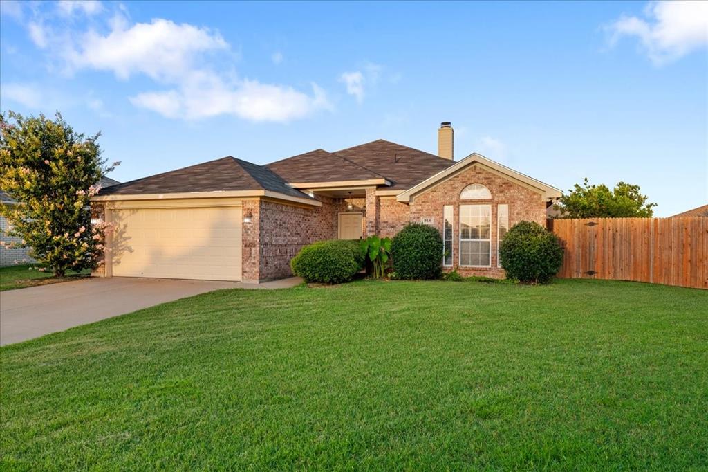 914 La Sierra Drive