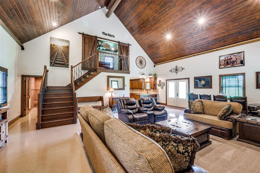 1922 Burkett Court